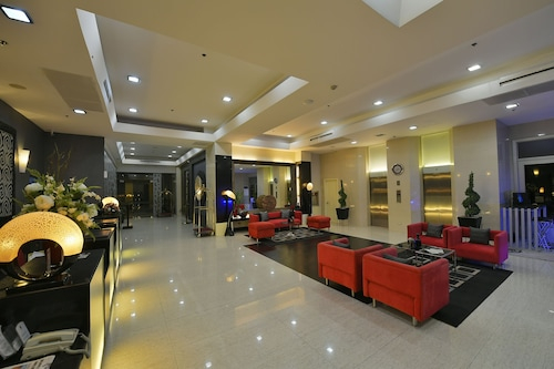 Paseo Premiere Hotel, Santa Rosa City