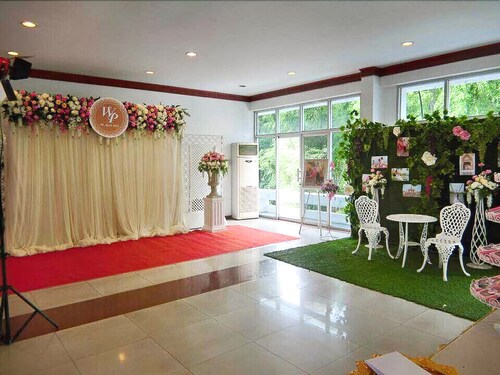 Beverly Hill Park Hotel, Muang Nakhon Sawan