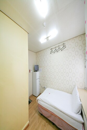 Guest House Myeongdong, Jung