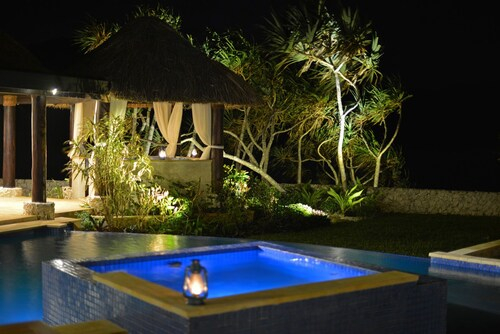 Whole Private Island and Luxury Villa, Cakaudrove