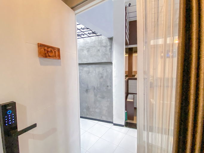Bedroom 4, RedDoorz Syariah @ Mitra Guest House, Malang