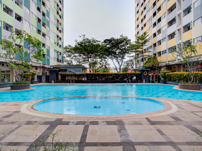 OYO 3998 By Blessing Sentra Timur, East Jakarta