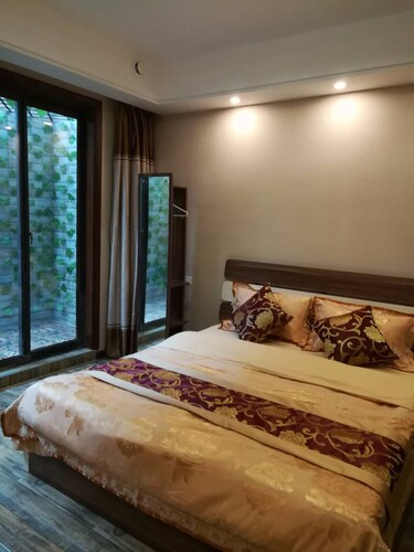 Wuxi Nianhuawan Banshan Villa, Wuxi