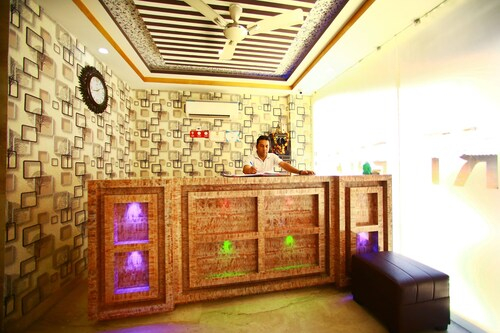 Airport Hotel IBY, West