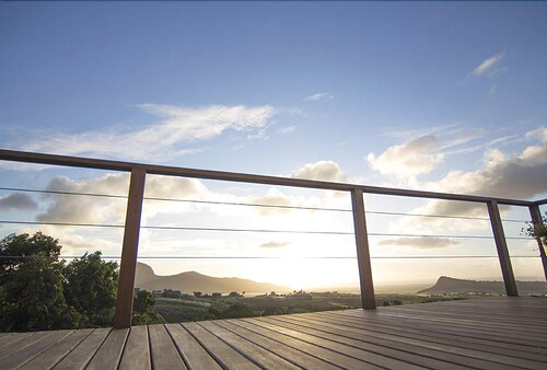 Les Mariannes Wellness Sanctuary-Adults Only,