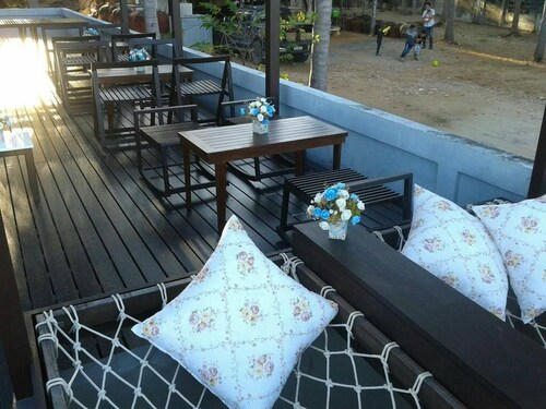 The Sea Condominium, K. Sam Roi Yot