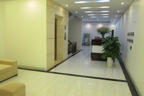 Dragon Airport Hotel, Sóc Sơn