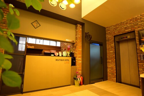 Lime Hotel, Seo