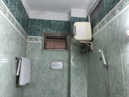 Sala Hotel, Quận 2