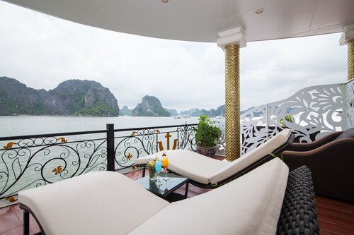 Ancora Cruises, Hạ Long
