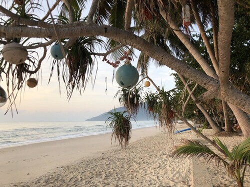 Baanchaylay Resort, Khanom