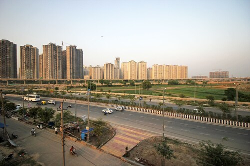 OYO 9074 Mascot Treo, Gautam Buddha Nagar