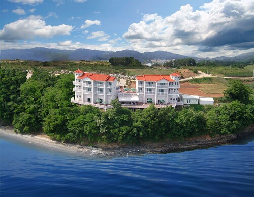 Anmyeondo Gallery Pension, Taean