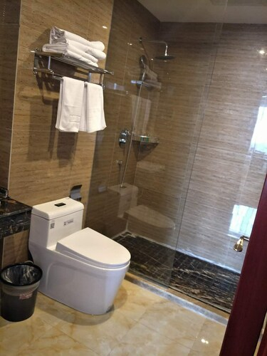 Grand International Hotel Changxin, Huzhou