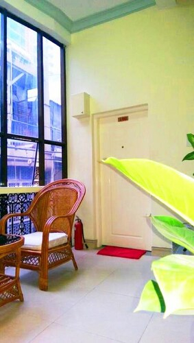 Greenlife ApartHotel, Quận 1