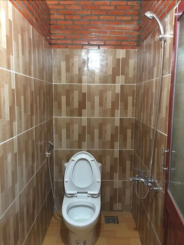 Nam Cat Tien Homestay, Tân Phú