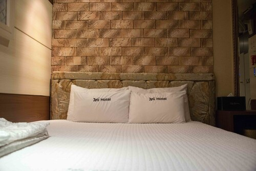 WE Motel, Geumjeong