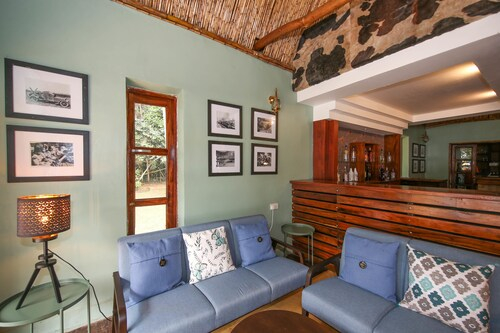 Brovad Sands Lodge, Bujumba