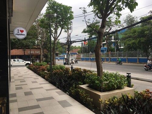 Cozy Botanica Boutique, Tân Bình