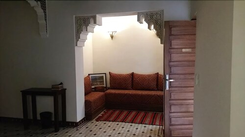 Riad Batchisarai, Zouagha-Moulay Yacoub