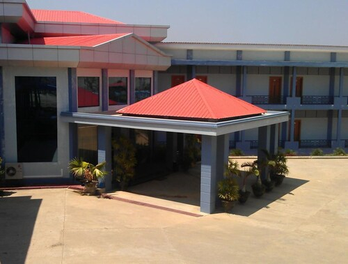 Nandar Thiri Hotel, Yamethin