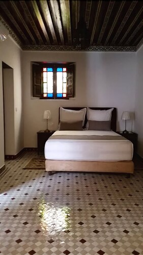 Riad Batchisarai, Zouagha-Moulay Yacoub