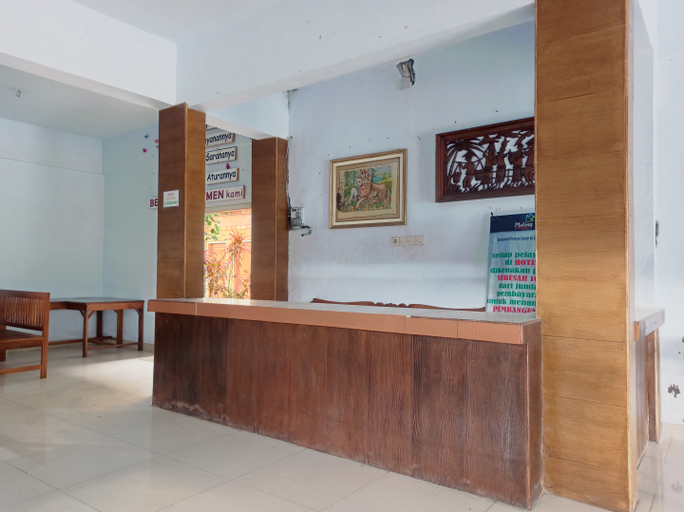 OYO 90093 Dw Hotel, Malang
