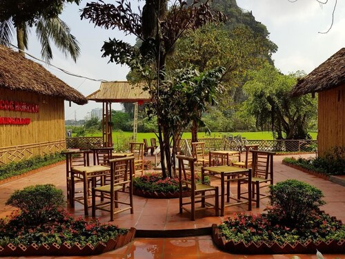 Tam Coc Horizon Bungalow, Hoa Lư