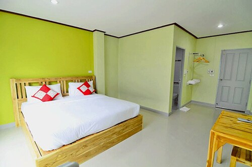Laksasuk House, Mae Sot