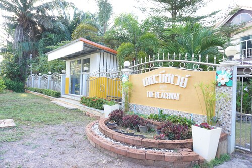 The Beach Way Resort, Pathiu