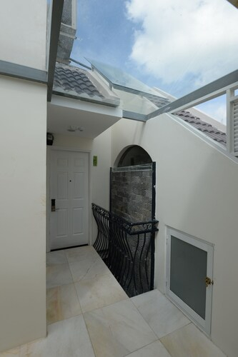 The Palm Suites, Quận 7