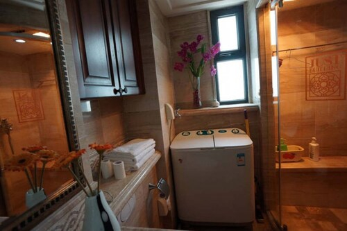 Xingai Square Binsheng Apart-Hotel, Dalian