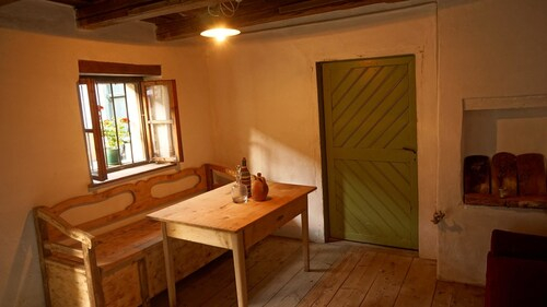 House With 2 Bedrooms In Richis, With Enclosed Garden, Biertan