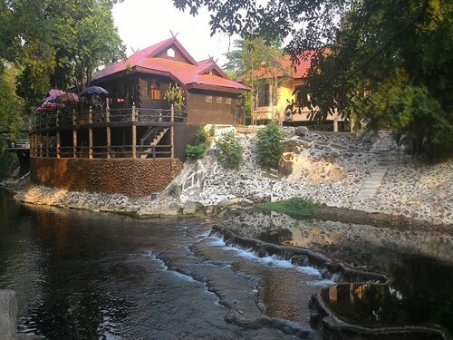 Pruksa Valley Resort, Muak Lek