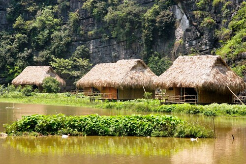 Nguyen Shack Ninh Binh, Hoa Lư