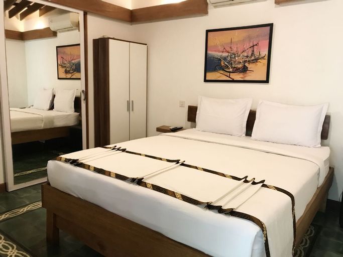 Bedroom 2, Flores Gallery Hotel, Bandung