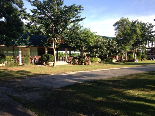 Sakthong Resort, Muang Nakhon Sawan