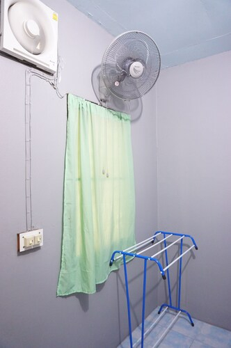 Kiwi Orchid & PL Guesthouse, Muang Ranong