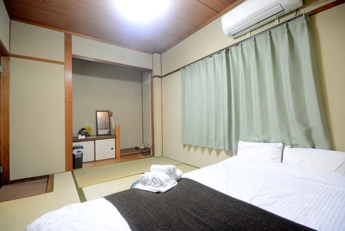 Samurai Apartment, Takamatsu