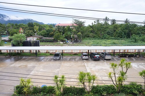 The Ele Hotel, Muang Ranong