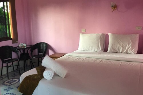 Stella Resort Khanom, Khanom