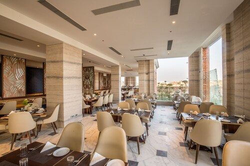 Hotel Pawan Palace Lumbini, Lumbini