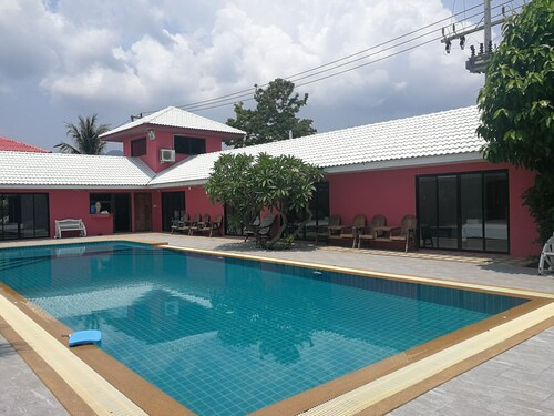 Fisherman Resort, K. Sam Roi Yot