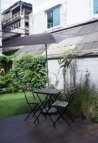 Baan Ongkharak Bed & Breakfast - Adults Only, Dusit