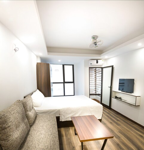 Newlife Apartment Hanoi 3, Cầu Giấy