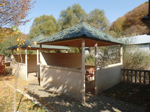 Lotos Goygol, Xanlar