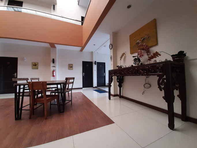 Hotel Pantes Candi Simpang Lima, Semarang