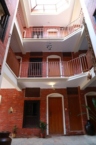 Newa Home, Bagmati