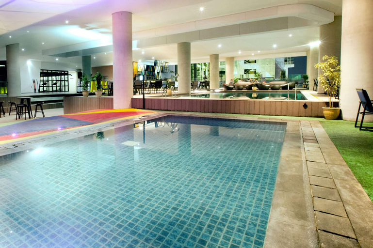 Golden Tulip Pontianak, Pontianak