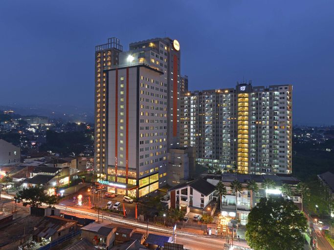 HARRIS Hotel & Conventions Ciumbuleuit Bandung, Bandung